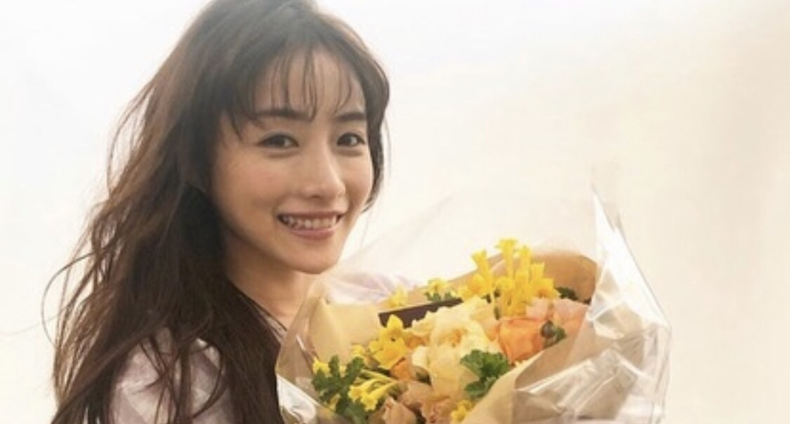 画質が悪くなっている人物写真を鮮明にします 5枚画質が悪い自撮り写真、更にお肌加工させて頂きます(^^) イメージ3