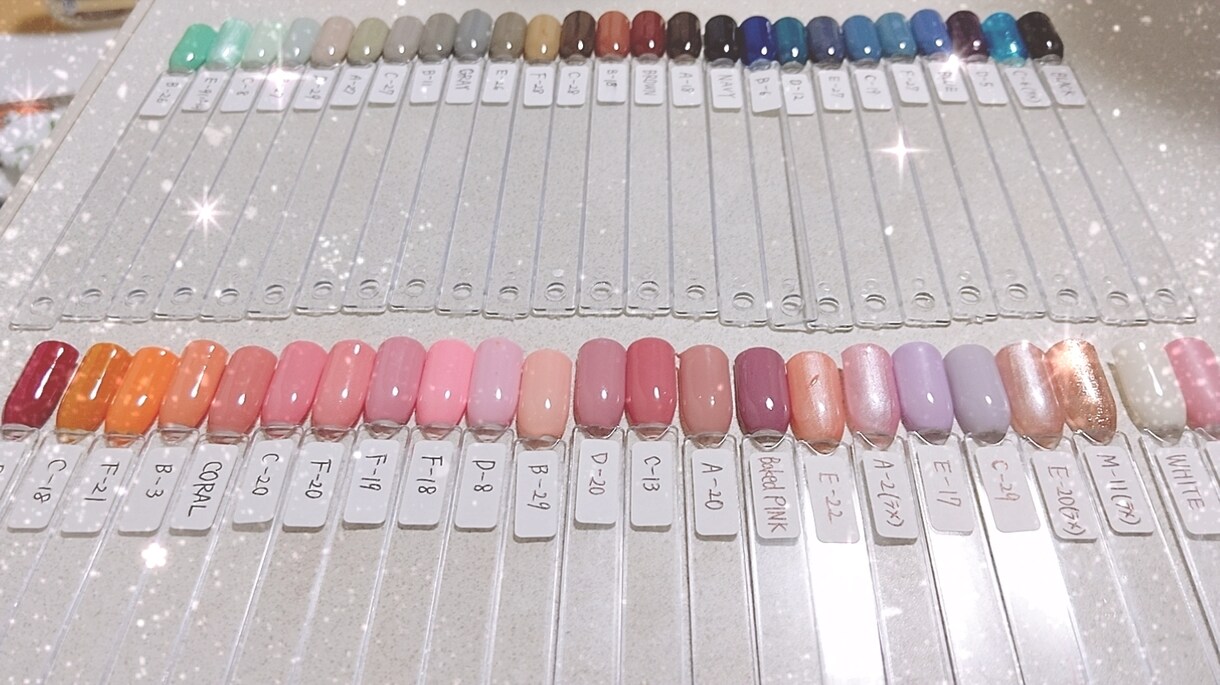 世界に一つだけのネイルチップをお作りします ネイルサロン勤務経験ありです♡ イメージ6
