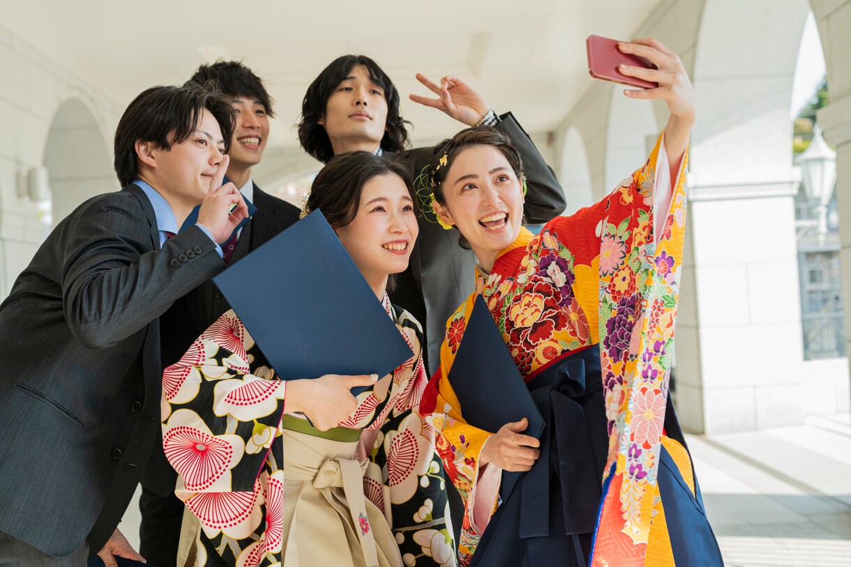思い出に残る！おしゃれな入学・卒業写真を撮影します アパレル撮影のプロが、最適な背景とシチュエーションをご提案！ イメージ10