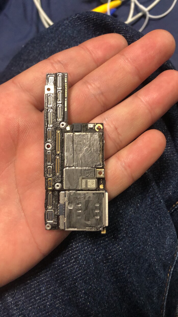 iPhoneの画面が割れた！！交換方法教えます 割れた、壊れたiPhoneを一緒に治しましょ！ イメージ2