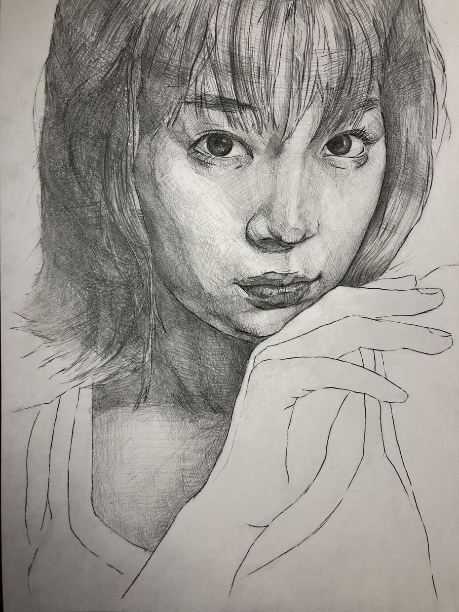 現役美大生がデッサン調にお洒落な似顔絵描きます ひと味違うオリジナリティのある似顔絵が欲しい方へ