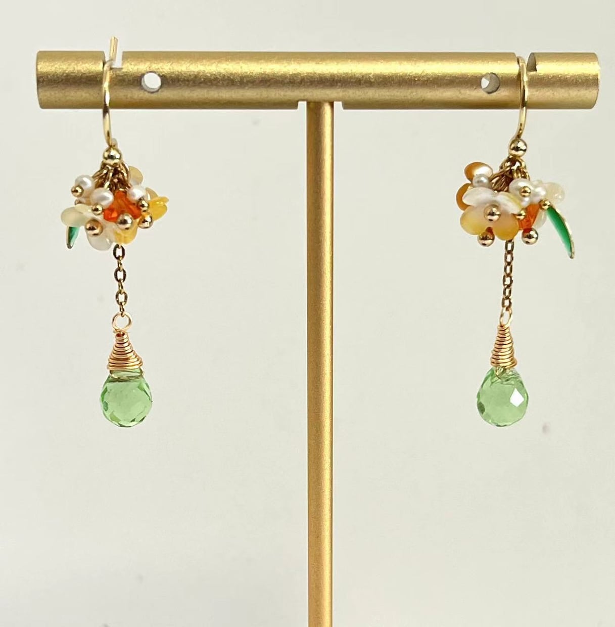 ディップアートで花のアクセサリーをお作りします ご希望の色、アクセサリーの種類、大きさをご記入ください。 イメージ6