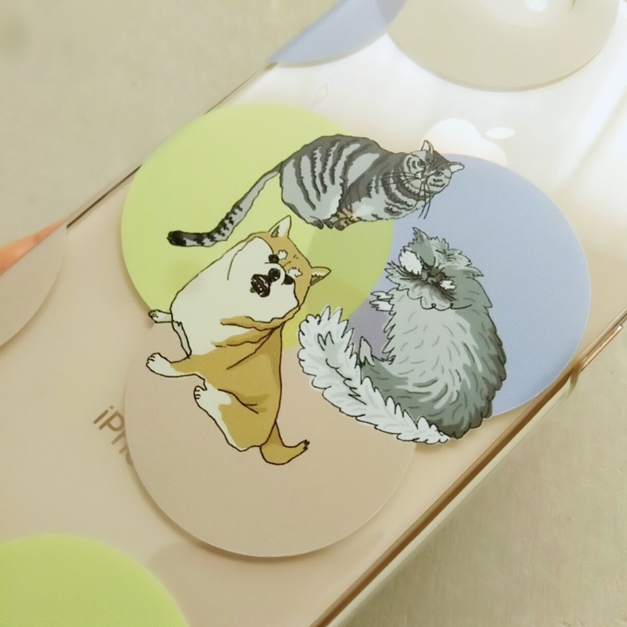 ご希望のイラストでグッズを製作致します スマホケース、バック、Tシャツなどのオリジナルグッズ制作。 イメージ1