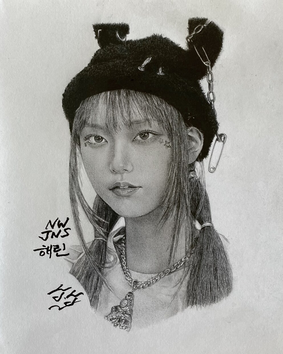 K-POPアイドルなどの似顔絵描きます 基本的にはモノクロの作品となります。(鉛筆画) イメージ4