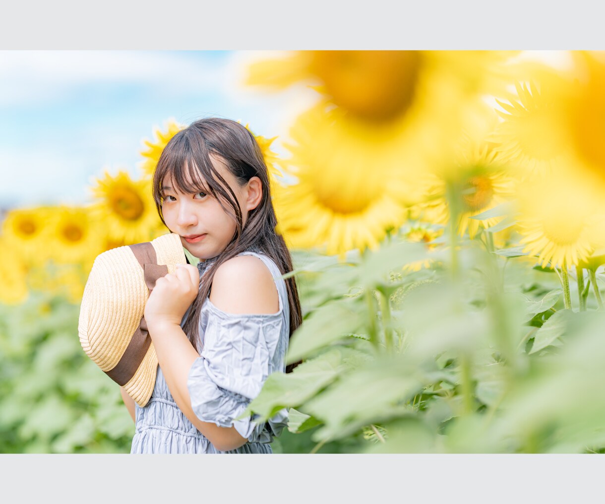 自然な雰囲気のポートレートを撮影します SNSや活動用にも使える、自然な人物写真を撮影します イメージ3