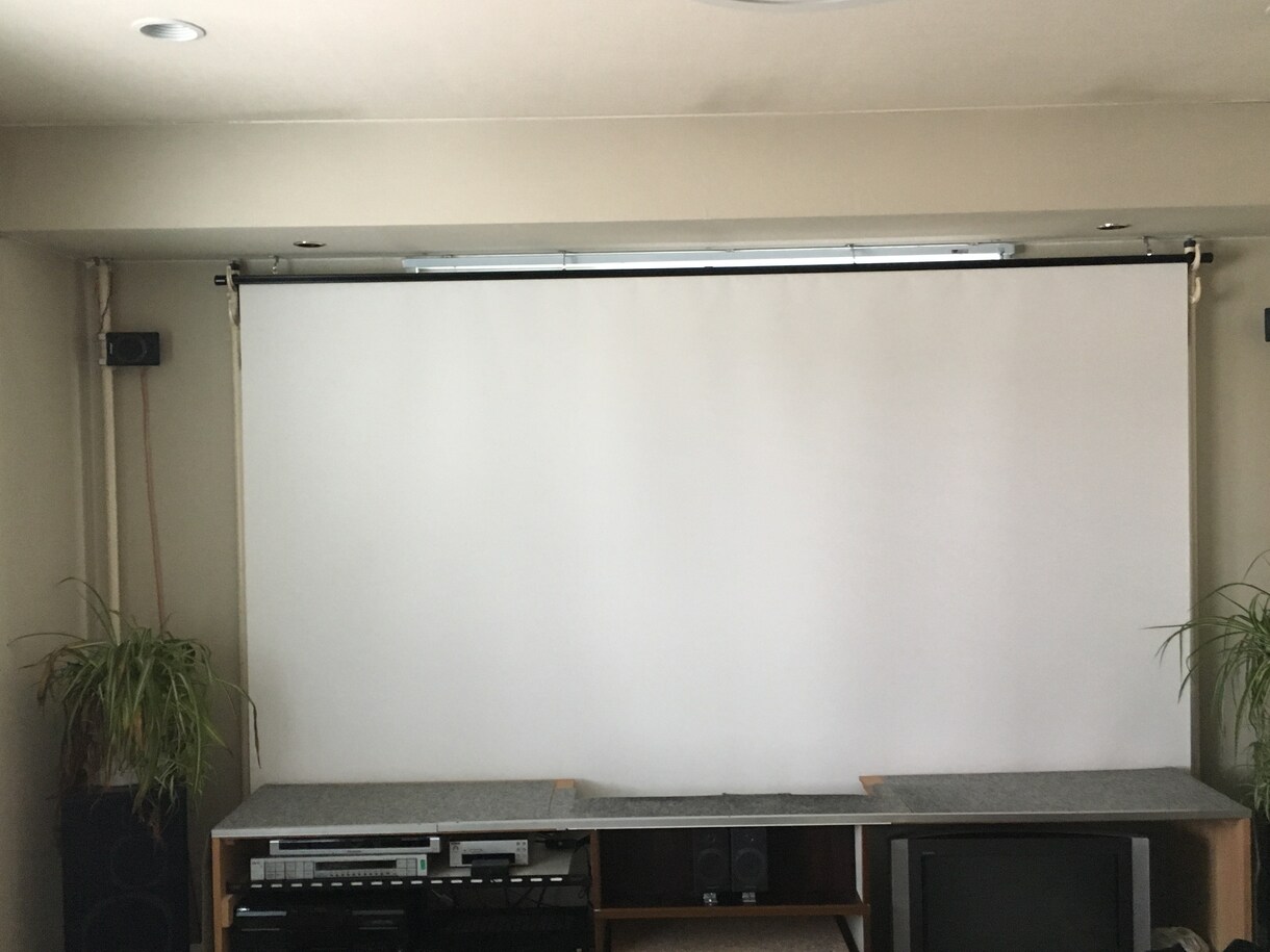 ホームシアター環境構築事例を紹介します ご自宅でも、大画面で映画を楽しみませんか イメージ2