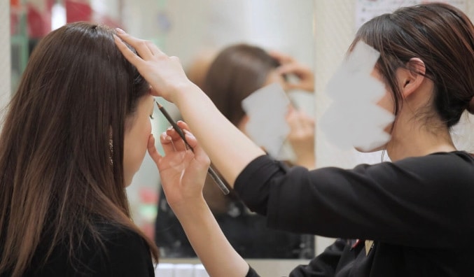 現役美容部員が貴方のコンプレックス軽くします コンプレックスをメイクやマッサージで改善するアドバイス イメージ1