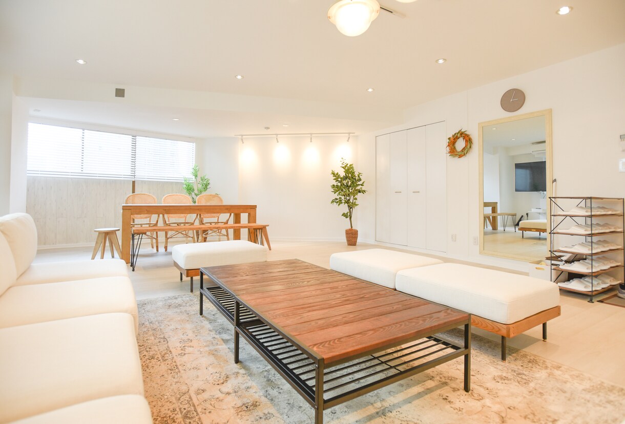 建築や内装の写真を撮影します 内装の撮影ご依頼ください！お好みの色味で調整いたします！ イメージ1