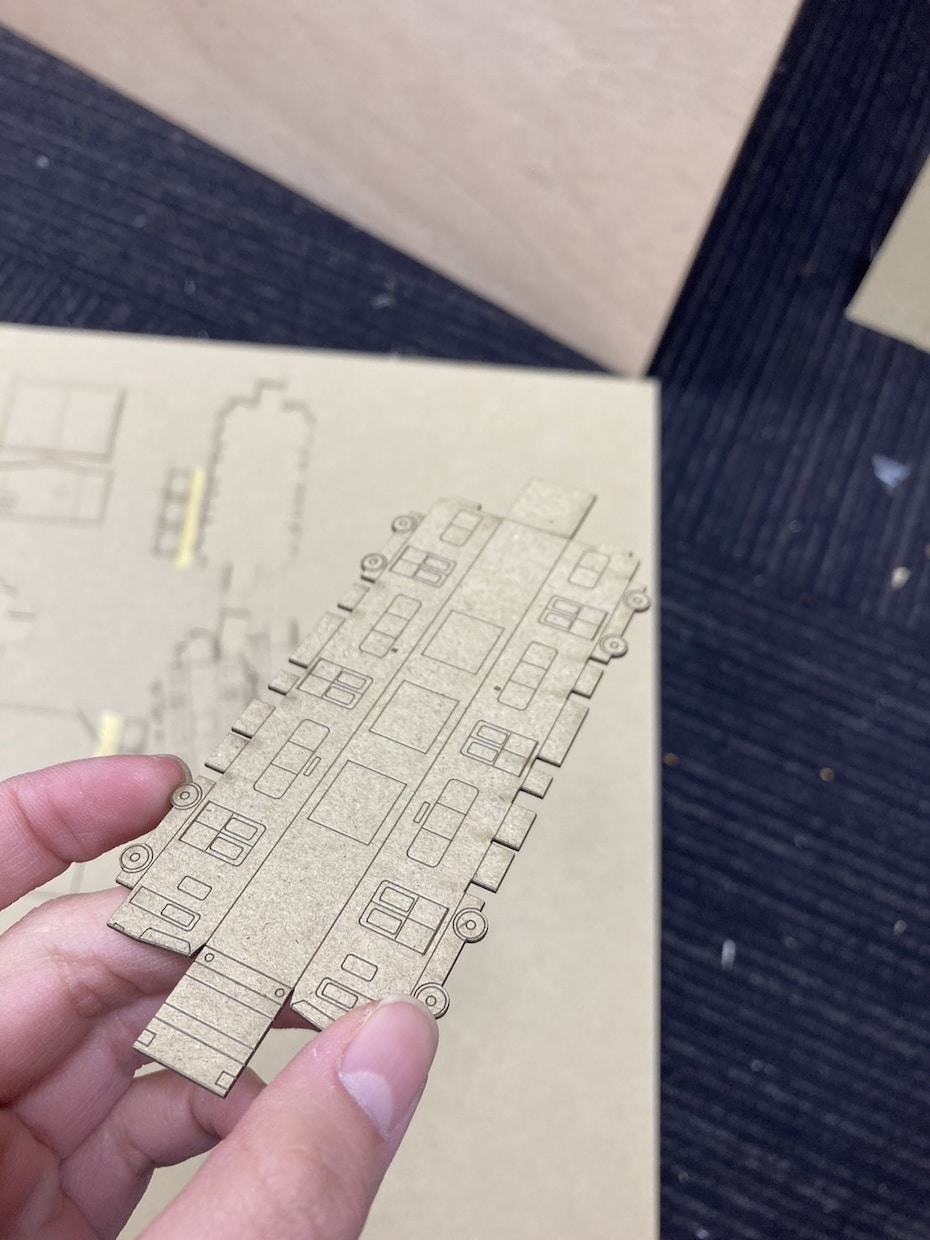 模型の添景の作成をします レーザーカッターで展開図の作成を行います イメージ2
