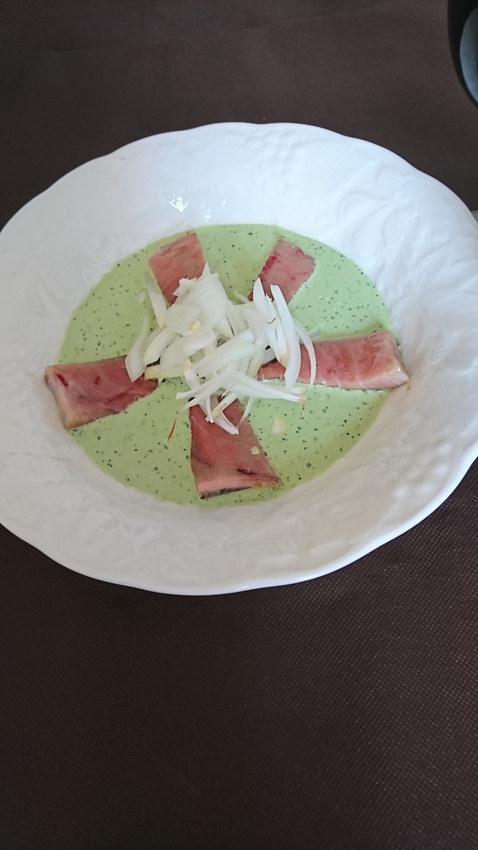 マグロやトロのフランス料理お教えします マグロやトロのグリーンソースのフランス料理お教え致します。 イメージ1