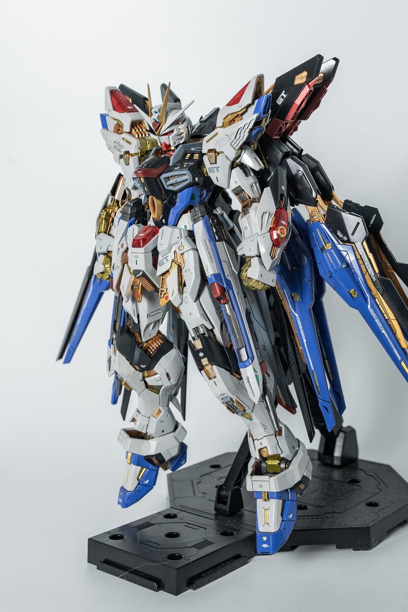 ガンダム、ガンプラ製作代行します デザインイメージは画像を参照して下さい。 イメージ3