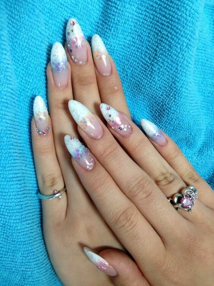 ヘアセットからネイルデザインまで、お悩みに答えます 自分に合う髪型、ネイルがわからないあなたに☆ イメージ1