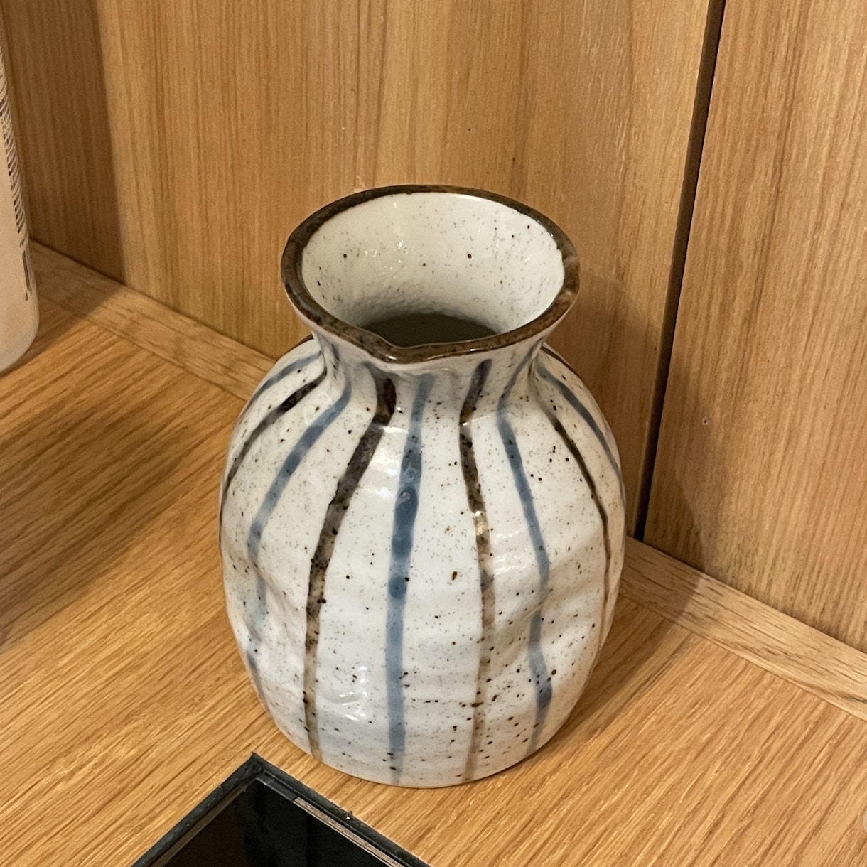 キリヌキ）イメージの背景をきります ひとつひとつ丁寧に加工致します。 イメージ1