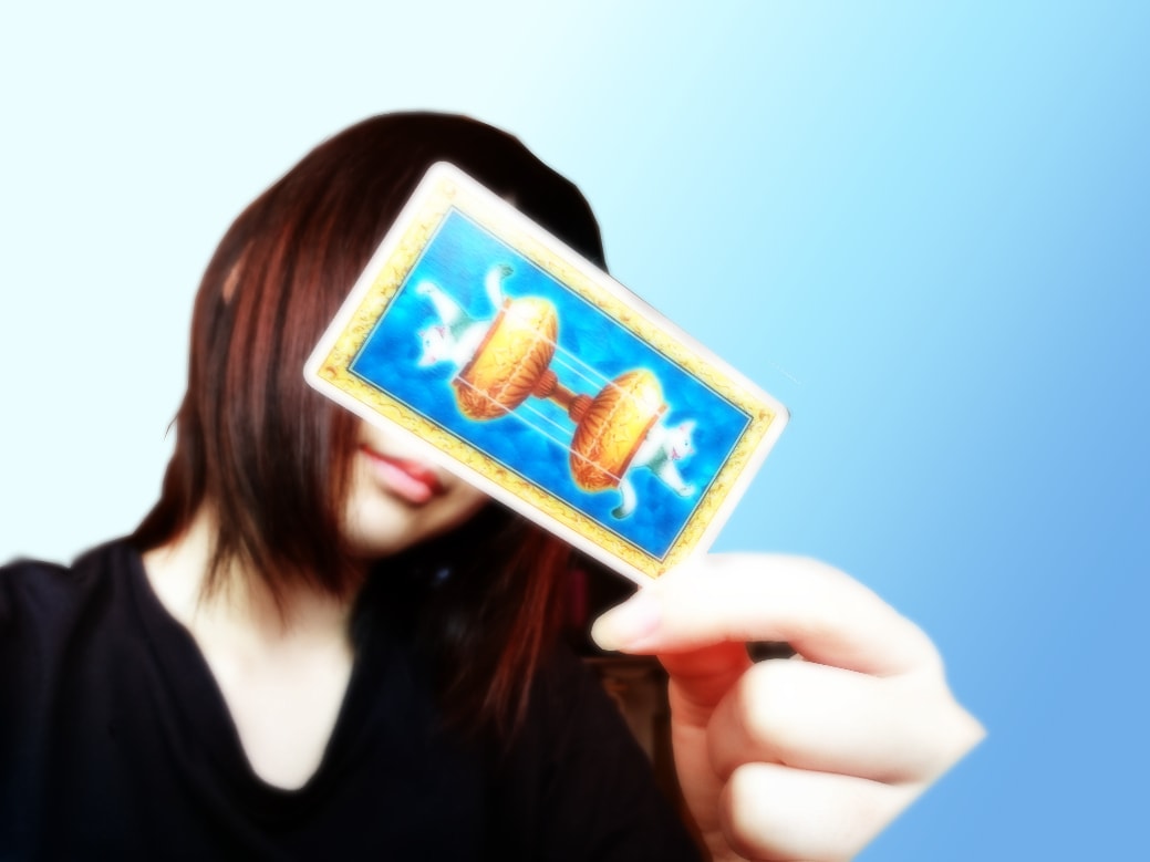 カードからのお告げを、声に乗せてお伝えします ご依頼者様に合ったデッキを用いることも可能です！ イメージ1