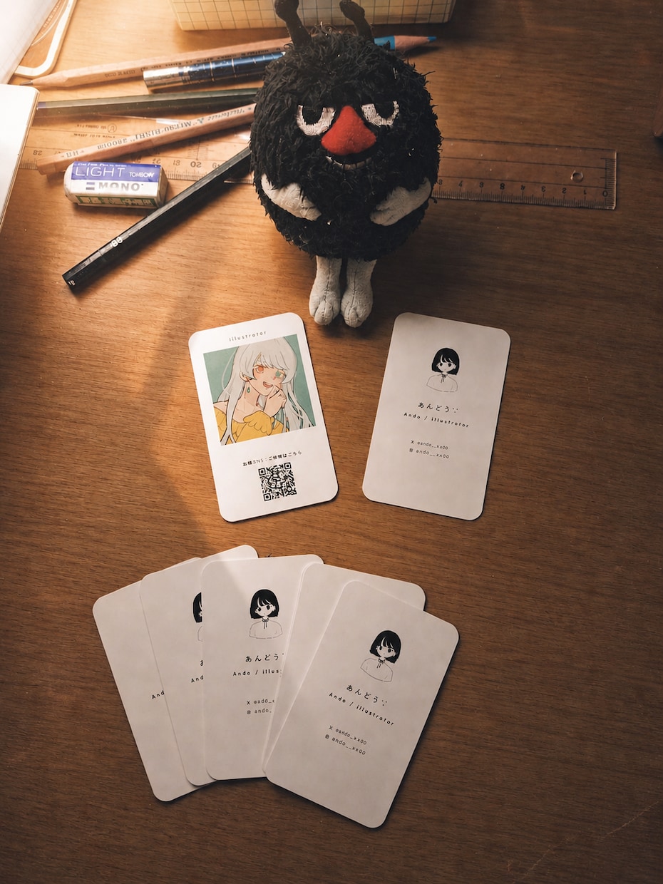 作家・配信者向けのかわいい名刺をデザインします 小さなカードに、あなたの世界観をぎゅっと詰め込みます イメージ2