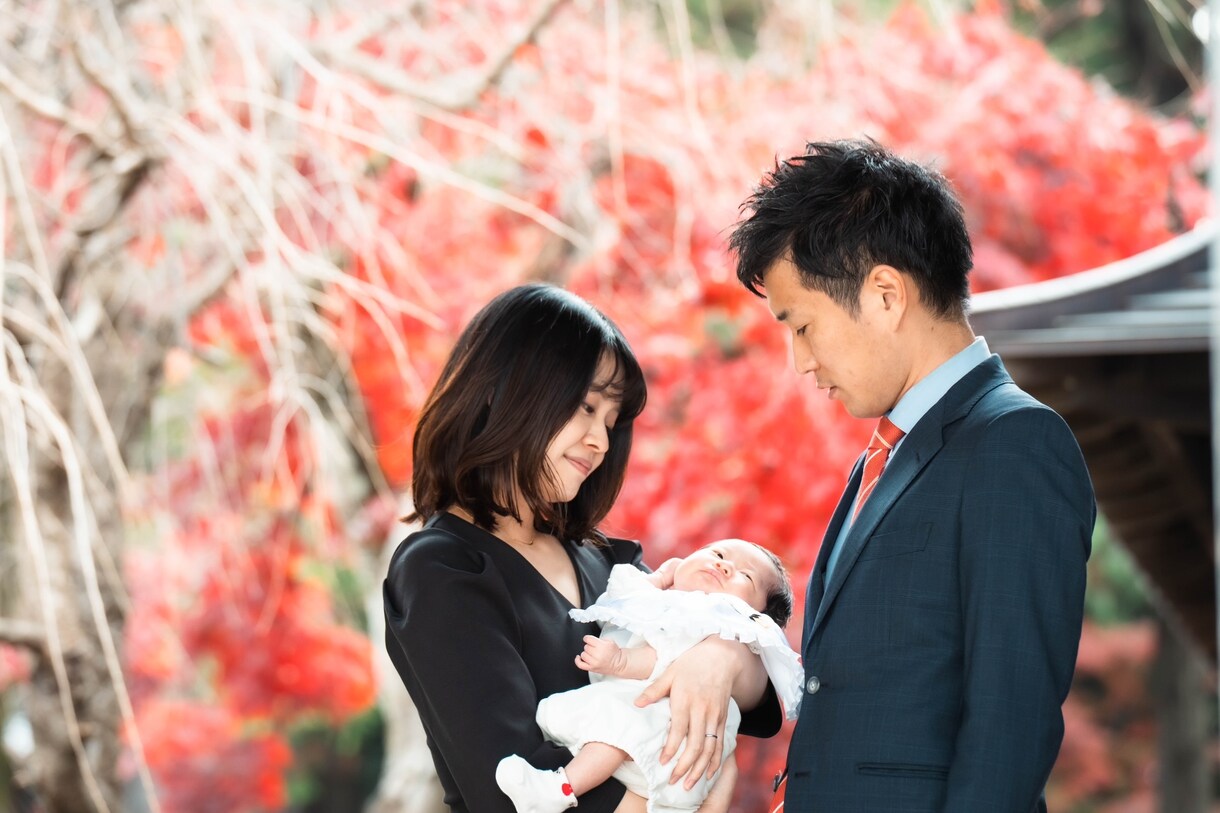 ご家族やご友人など大切な人との写真撮影を代行します ○日常の一瞬を特別な一枚に。出張撮影代行致します。 イメージ2