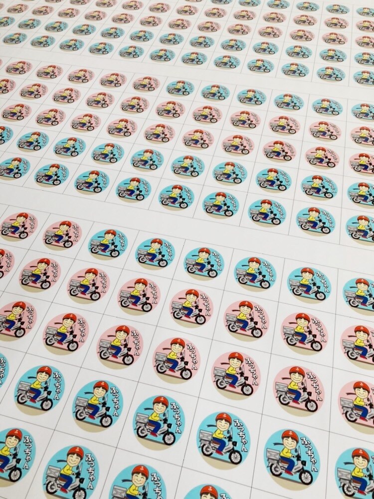ステッカー作れます 屋外用のステッカー、シール、缶バッジも作れます！ イメージ3