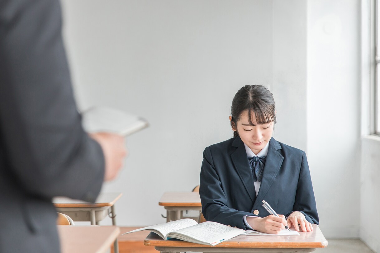 TOEIC対策。たった1ヶ月で結果を出します ＼週1のレッスンと毎日の進捗管理で学習を習慣化／ イメージ1