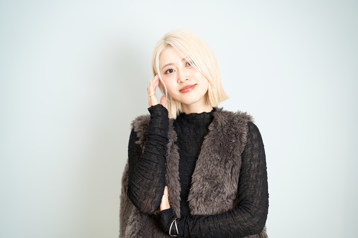美容室◎HP・クーポン用ヘアスタイルなど撮影します ストロボ2灯使用のヘアスタイル撮影。内観撮影のオプション◎ イメージ6
