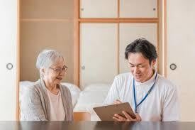 介護が必要な方の悩みに答えます 施設から在宅介護までの経験を活かして介護のご相談になります。 イメージ1