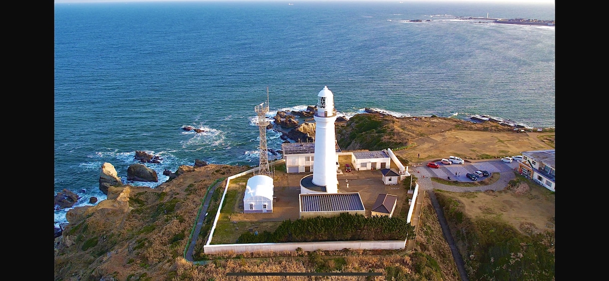 ドローンによる空撮・点検業務代行承ります ドローンを使っていつもの動画に一工夫、高所などの点検業務に イメージ3