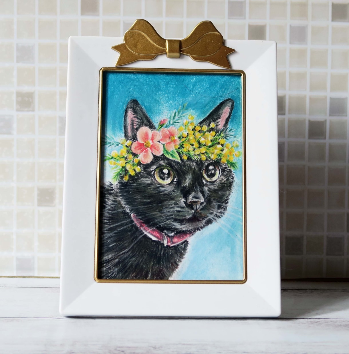 お花で飾った愛猫ちゃんのミニ肖像画を手描きします パステルの温かいタッチで可愛らしく♡リボンフレーム付きです♫ イメージ4