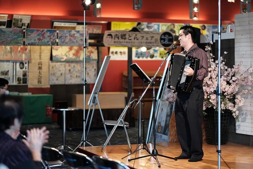体験アコーディオン、オンラインレッスンします 40分1000円オンラインレッスン イメージ3