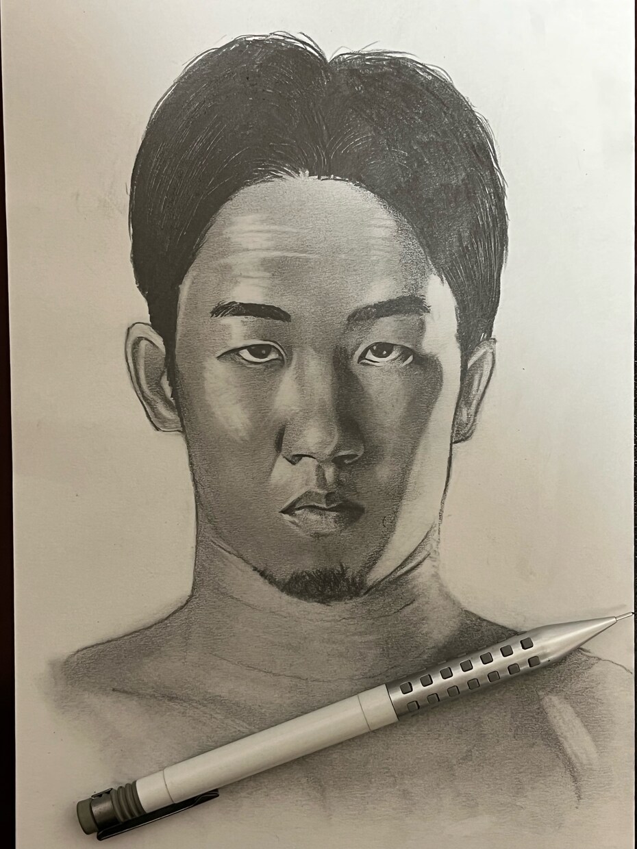 鉛筆画でリアルな似顔絵を描きます 写真ではなく絵で思い出を作ります！ イメージ4