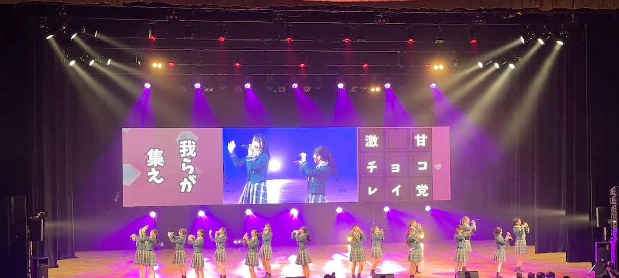 世界観に合わせたリリックビデオを制作します 歌詞を、ただ映すだけじゃない。楽曲の世界観を映像に。 イメージ8
