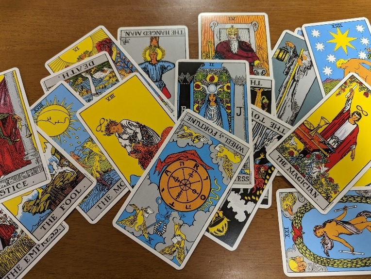 仕事の悩み・迷い・不安をカードでスッキリ鑑定します 職場の人間関係(上司/先輩/同僚/後輩)、転職、評価処遇など イメージ6