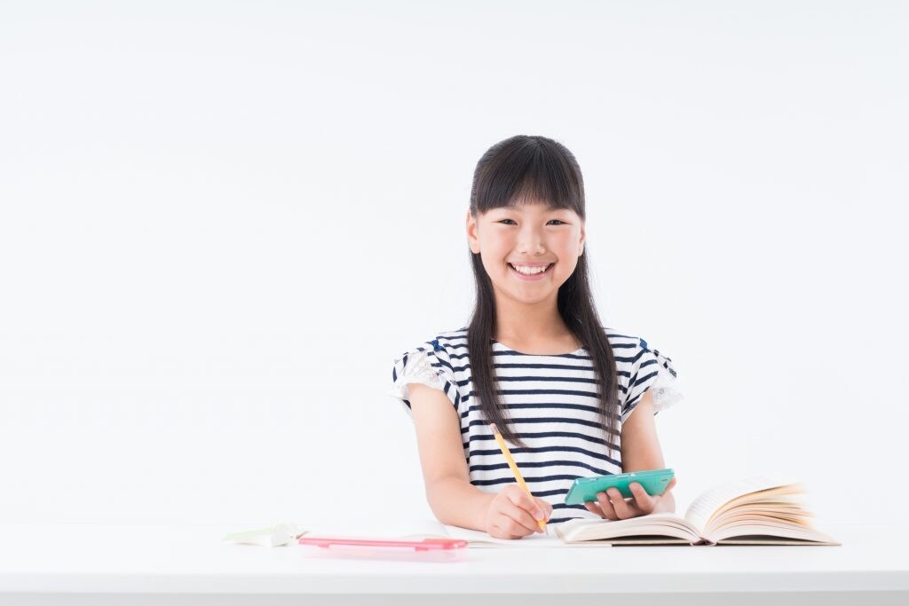 小中高校生対象！オンライン家庭教師します 教育学部卒・小中高(英語)の教員免許あり！お任せください✨ イメージ1