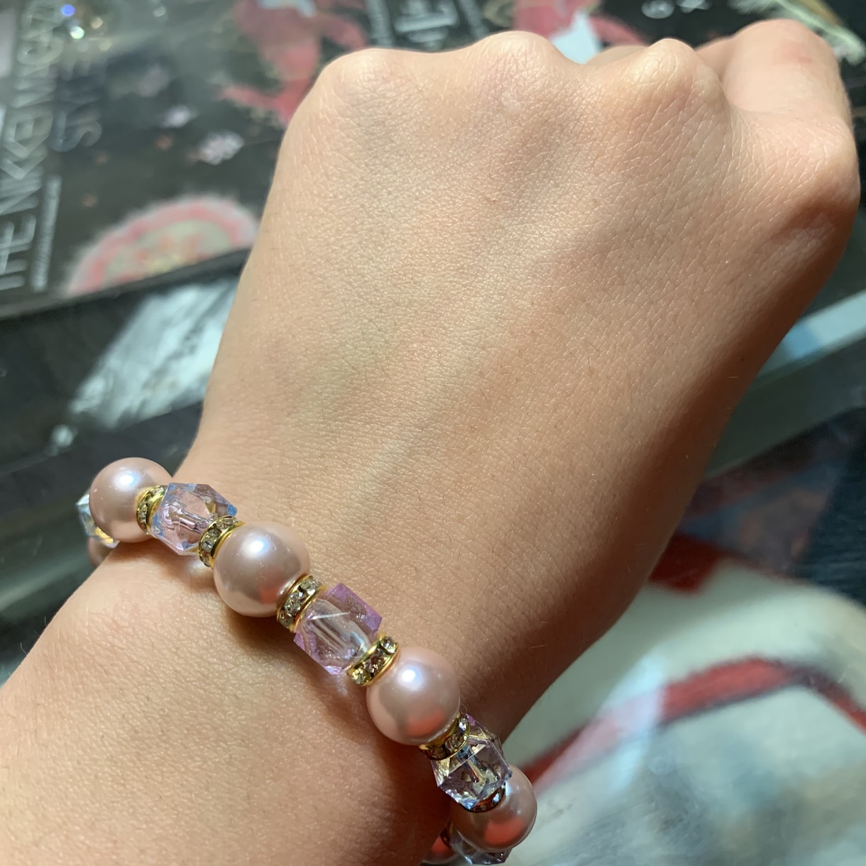 ハンドメイドブレスレットを作ってます オリジナルデザインでお洒落なジュエリーを提供しています。 イメージ2