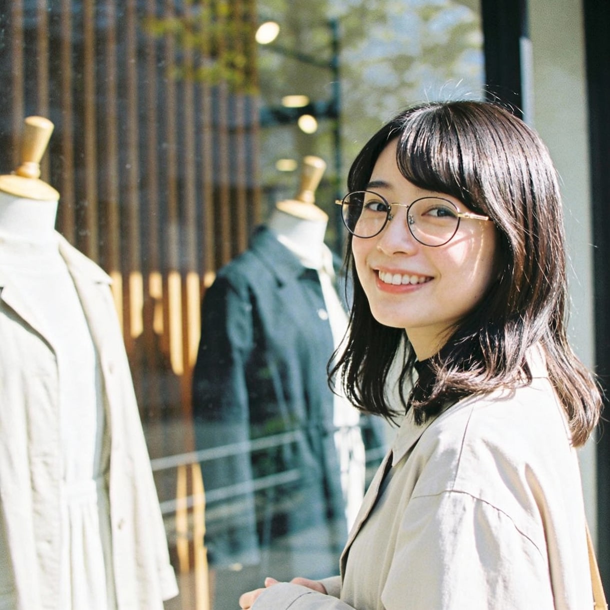 東京⭐︎自然体のプロフィールメイン用の撮影をします 男女日曜午前中限定！全てはメイン画像から♪プロが一眼で撮影！ イメージ3