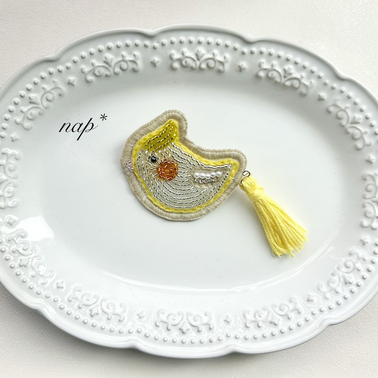 大切な【うちの子】ビーズ刺繍ブローチを制作します やさしい雰囲気で、世界にひとつのブローチをお作りします イメージ6