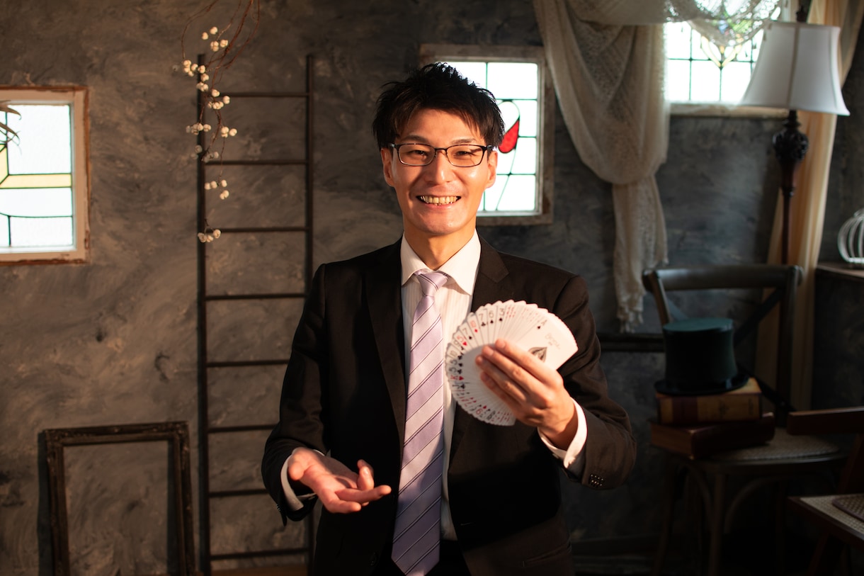 驚きと感動のマジックショーを披露します 全国出張可能！誕生日会やイベントなど幅広い場面に対応します。 イメージ1