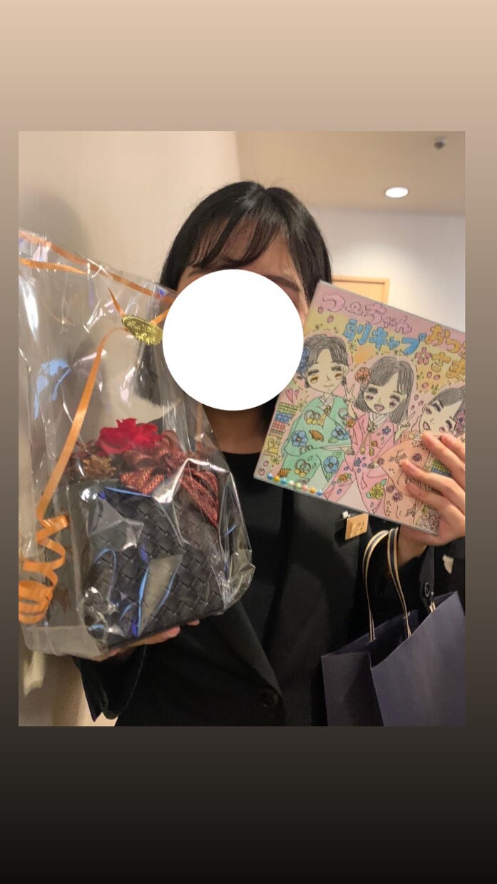 色紙や紙に似顔絵描きます 贈り主の素敵な気持ちが伝わる温かい絵を描きます‪‪☺︎‬ イメージ2