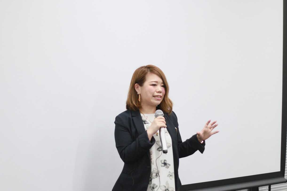 私が今も活用【SNS集客+マネタイズ戦略】教えます たった3時間❗️はじめての副業でも出来る次世代の副業法を公開 イメージ1