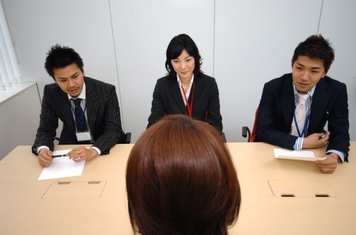 人事担当者の印象に残します 人事担当者の印象に残る面接での回答やエントリーシートについて イメージ1