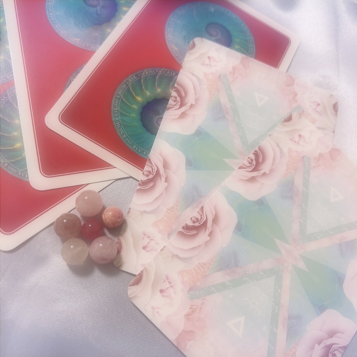 恋愛♡気になることをワンコインで占います 恋愛でお悩みのあなたへ・・結果のお守りオラクル画像付き♡ イメージ1