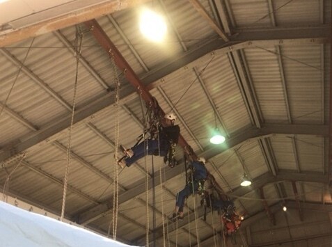 高所ロープ作業いたします どんな小さな事でも、ご相談下さい。 IRATA取得済 イメージ1