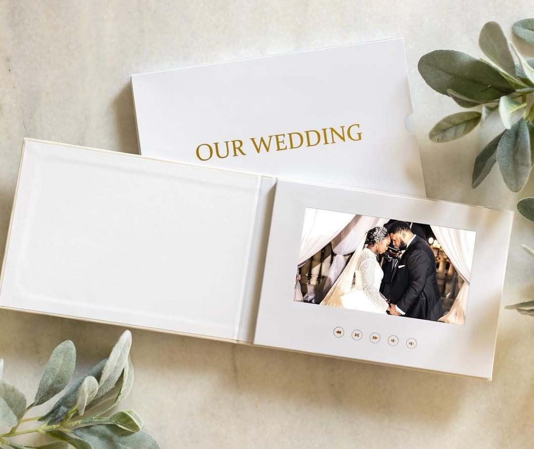 結婚式ムービーをおしゃれな【ビデオブック】にします 記念品や両親贈呈におすすめ！！ イメージ1