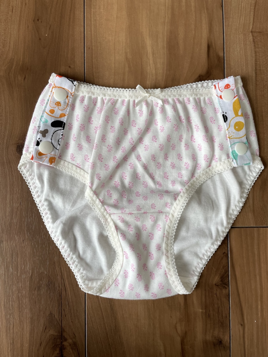 身体の不自由な方・入院中の方の洋服をリメイクします 既製品をリメイクすることで、着脱しやすい服にします イメージ8