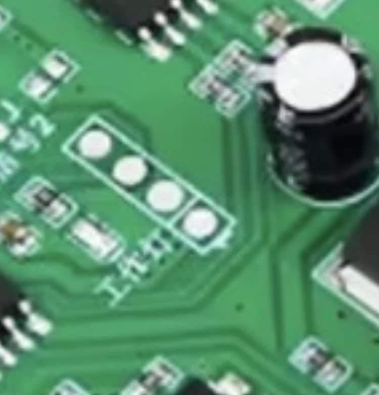 回路図をもとにプリント基板（PCB）を設計します 回路図をご用意いただくことで、低価格で基板設計を承ります！ イメージ1