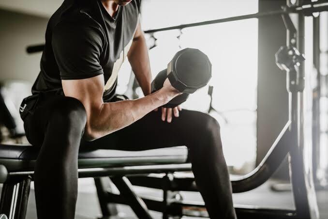 目的に合わせた自宅筋トレメニューを作成します 何をしたら良いかわからない人へ器具なし宅トレプランを提案！ イメージ1