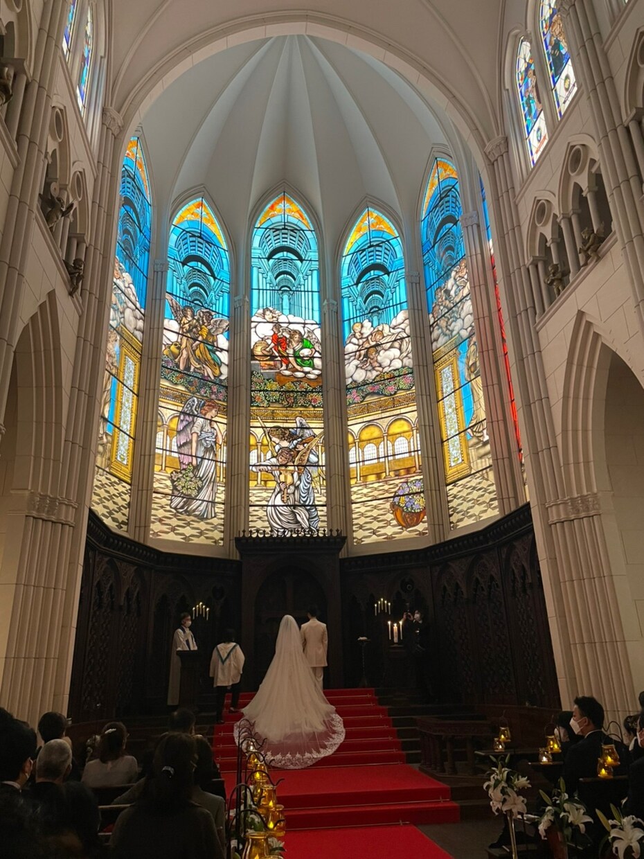 披露宴の入場前に最高に盛り上がる動画を作成します 一生に一回の結婚式を最高の物にするためお手伝いさせてください イメージ3