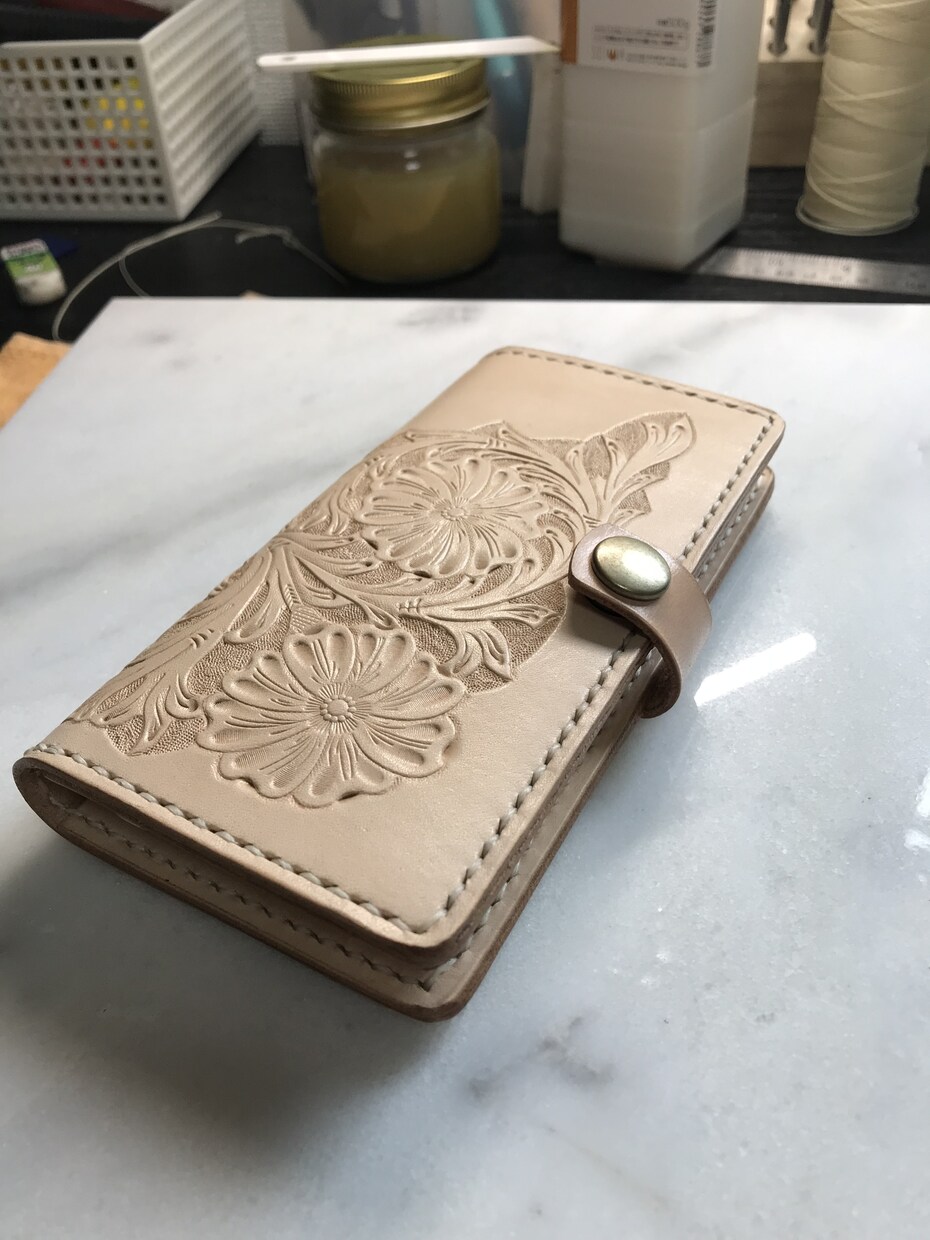 ハンドメイドによるスマートフォンケースを作成します ハンドメイド手帳型 ケータイケース イメージ1