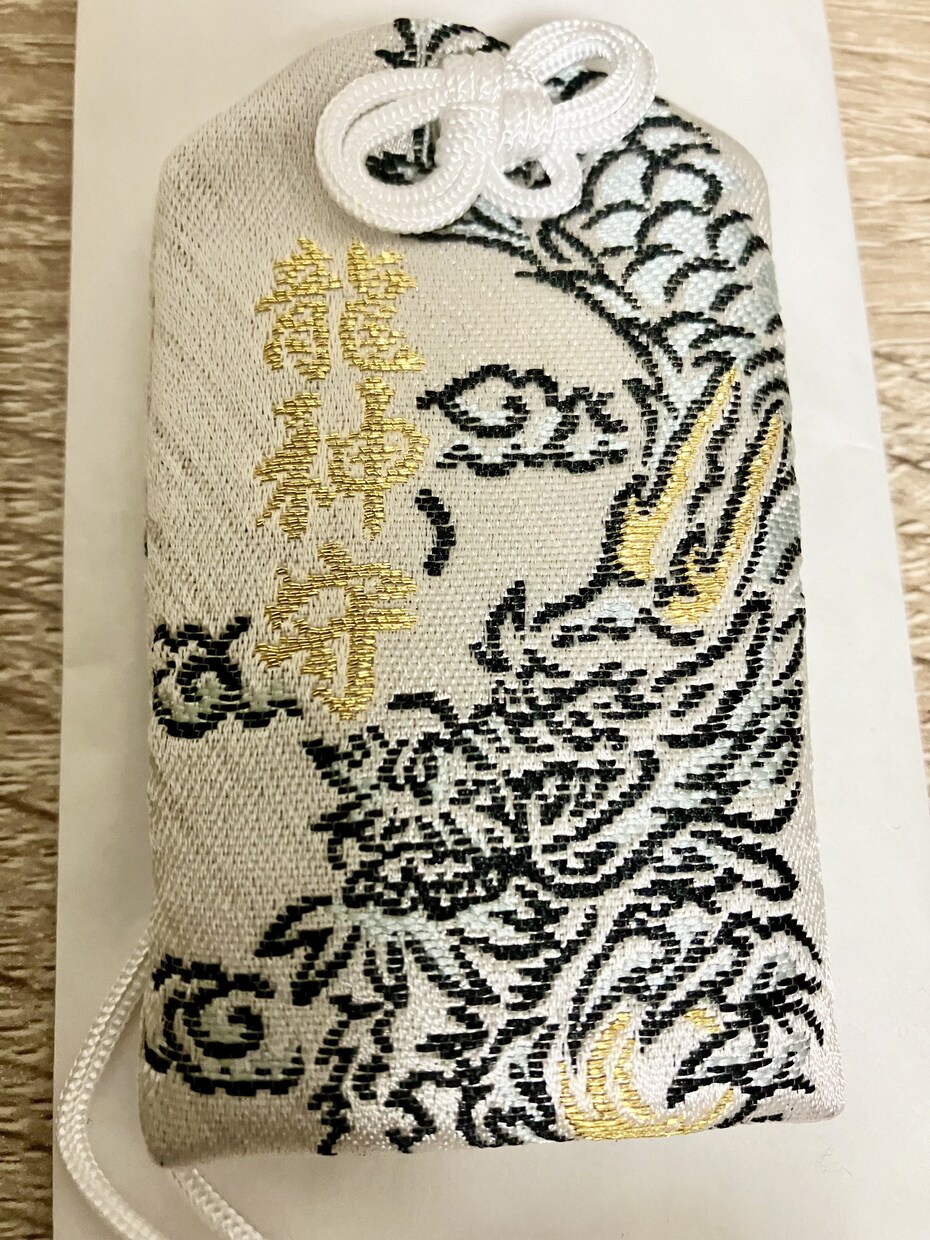 龍の祈り音という魔法陣を使い遠隔ヒーリングします 日本の隠者さんの道具を使いあなたに必要なエネルギーを届けます イメージ3