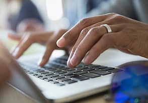 お気軽英語翻訳します　　　　 海外営業のプロにお任せ。海外仕入れや独占販売権の交渉など イメージ2