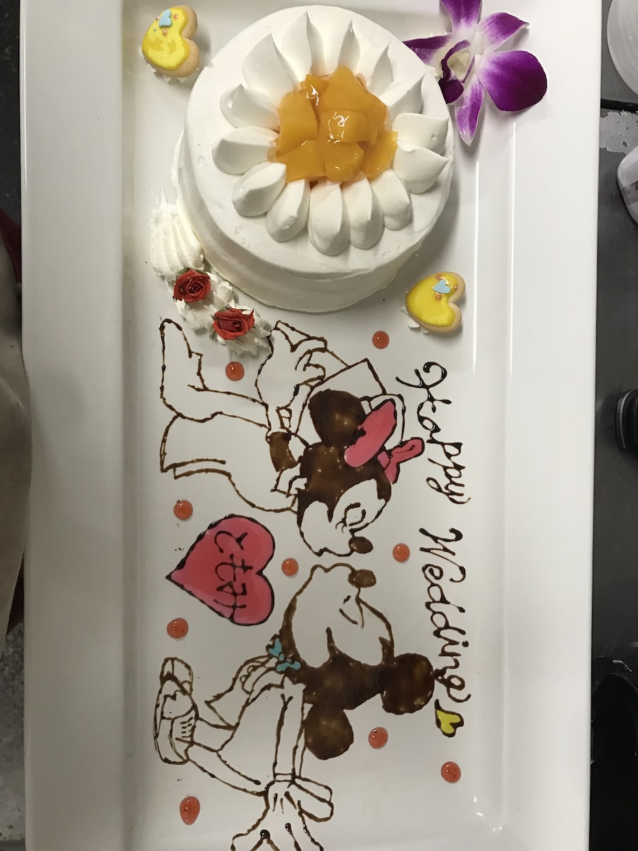 誕生日や記念日に可愛いプレートを書きます 大切な記念日に思い出が残るお手伝いをします(´˘`＊) イメージ2