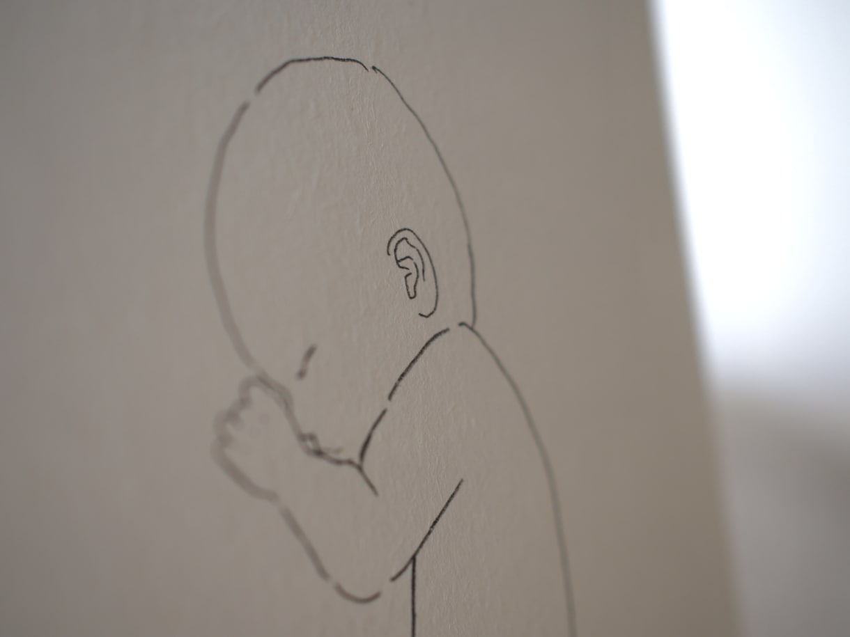 シンプルでおしゃれな似顔絵命名書作成します 鉛筆で描いたようなシンプルなイラスト命名書でお部屋を彩ります イメージ4